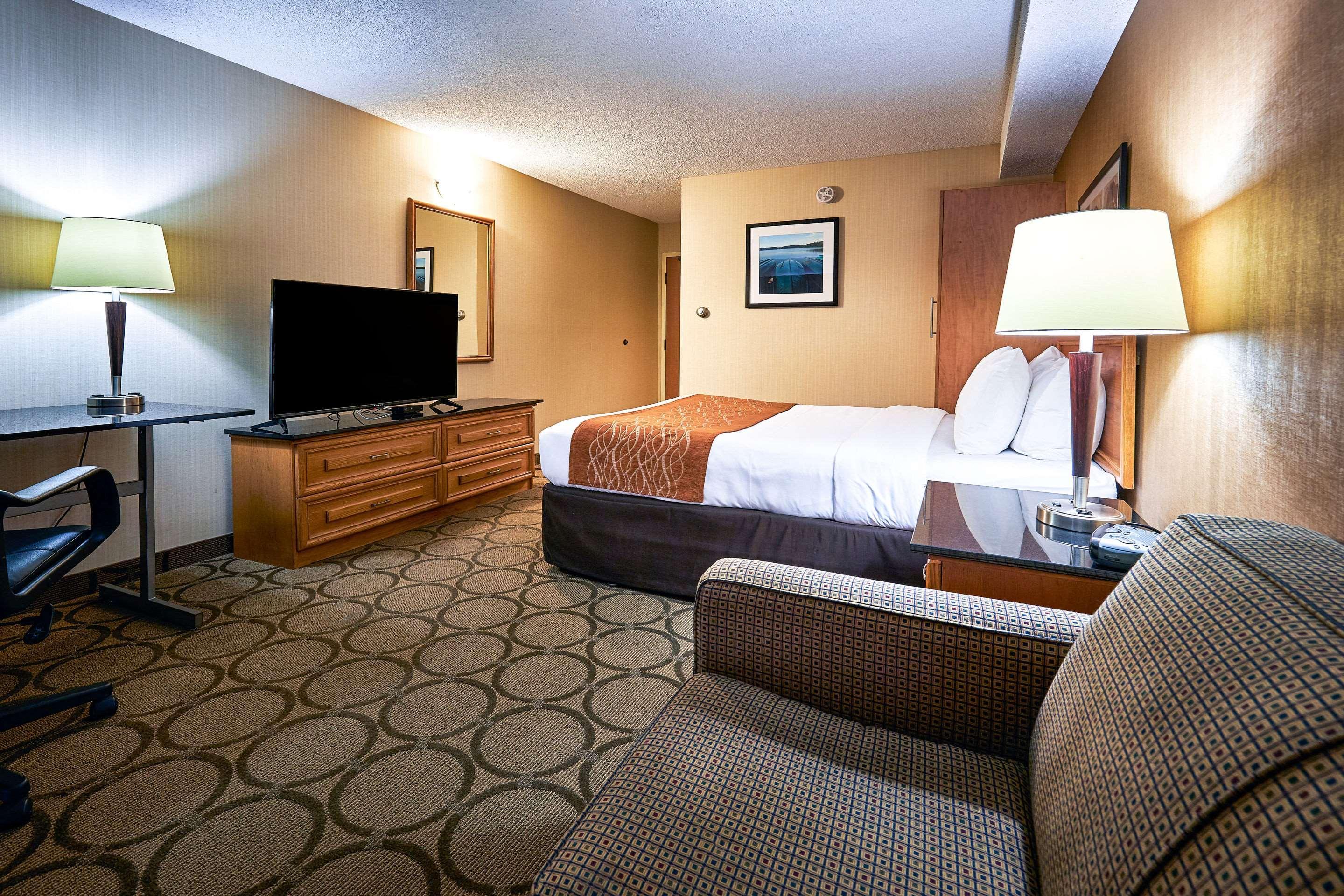 Comfort Inn Rouyn Zewnętrze zdjęcie