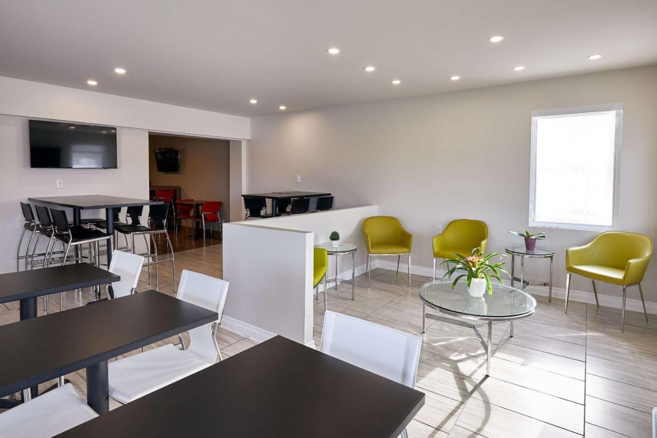 Comfort Inn Rouyn Zewnętrze zdjęcie